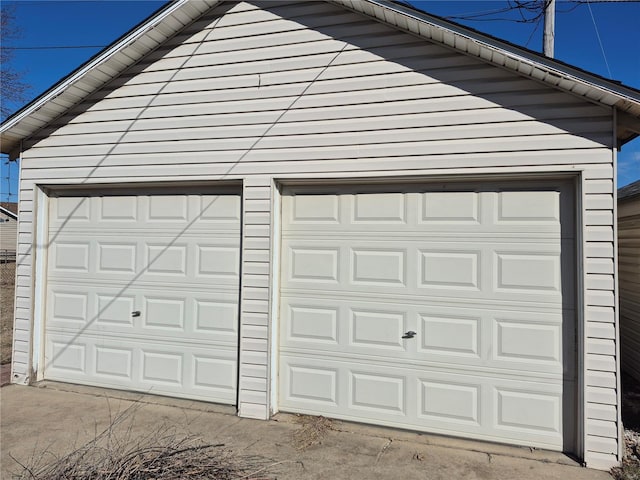 view of detached garage