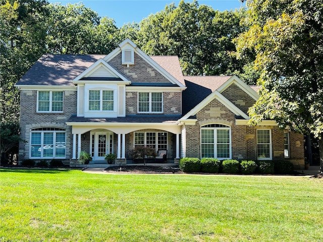 view of front of house featuring a front yard