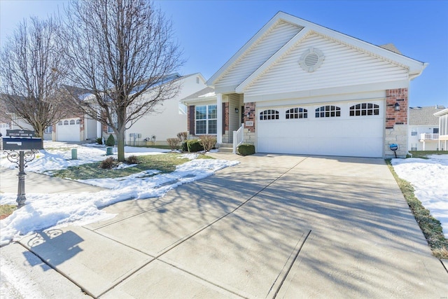 view of front of house featuring a garage