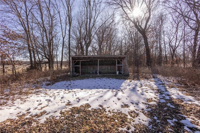 exterior space featuring an outdoor structure