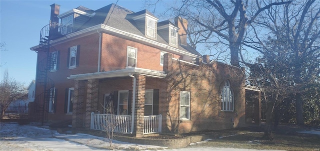 view of front of house featuring covered porch