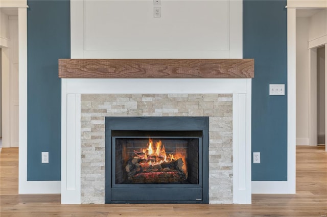 interior details with hardwood / wood-style floors