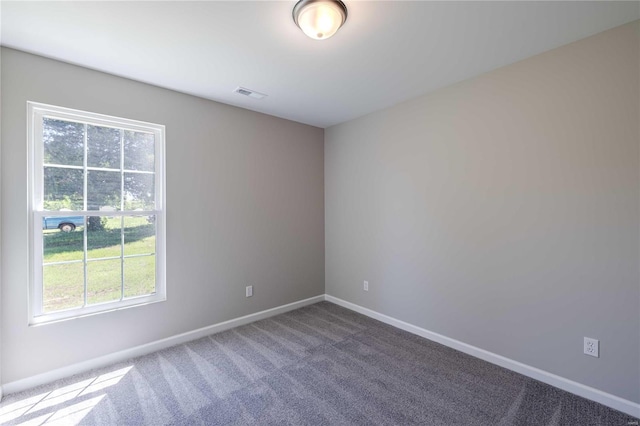 view of carpeted spare room