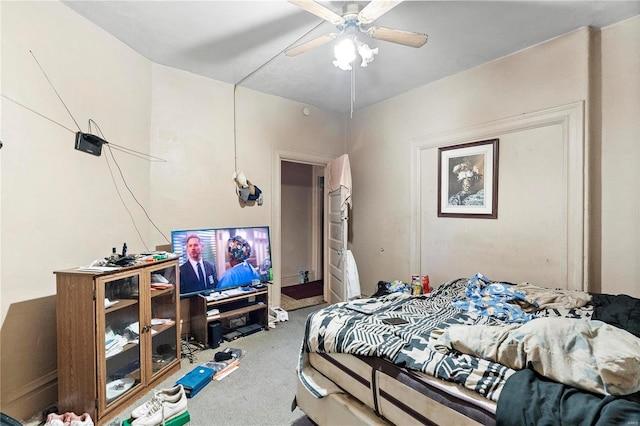 bedroom featuring carpet flooring and ceiling fan