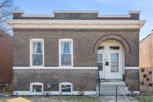 view of front of house with entry steps