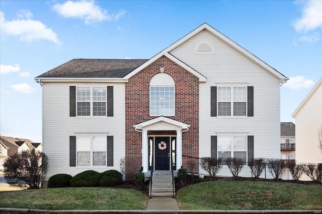 view of front of property with a front yard