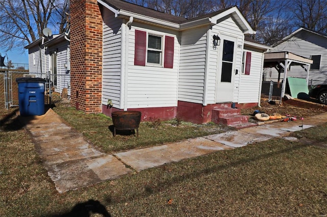 view of front of property