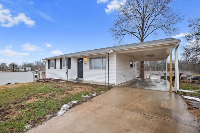 view of front of house featuring a carport