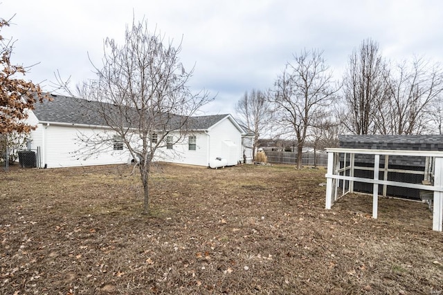 view of side of property featuring an outdoor structure