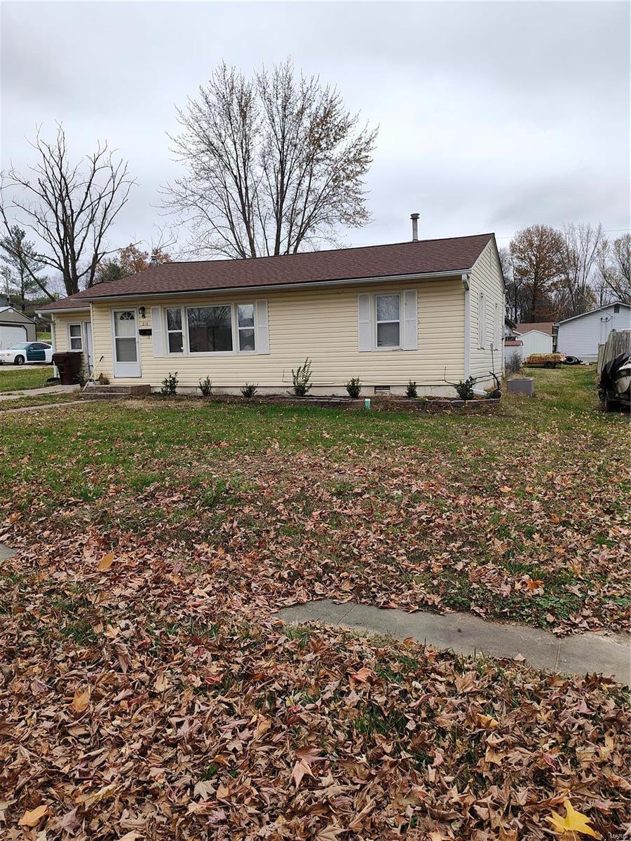 view of ranch-style home