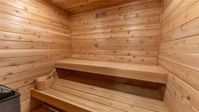 view of sauna / steam room