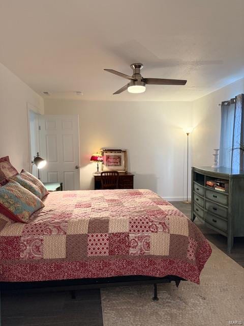 bedroom featuring ceiling fan