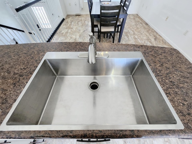 room details featuring sink