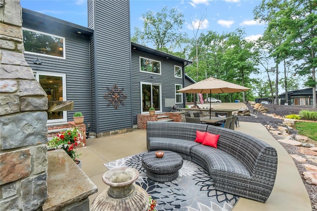 view of patio / terrace featuring an outdoor hangout area