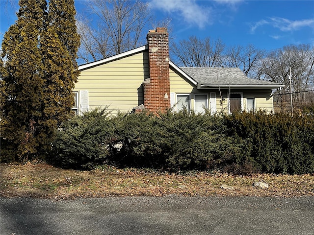 view of side of home