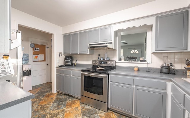 kitchen with tasteful backsplash, gray cabinetry, and stainless steel electric range