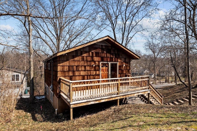 view of outbuilding