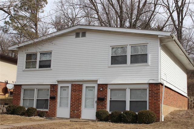 view of front of property