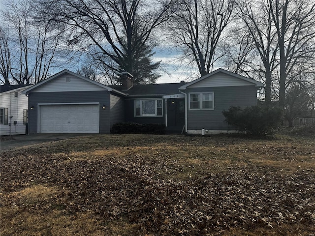 view of front facade with a garage