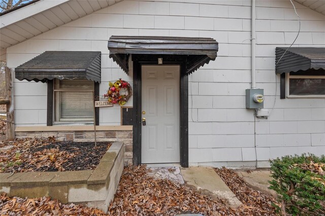 view of property entrance