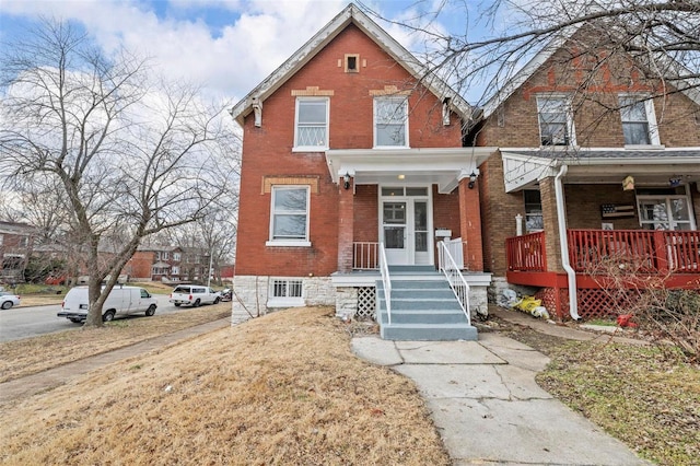 view of front of house