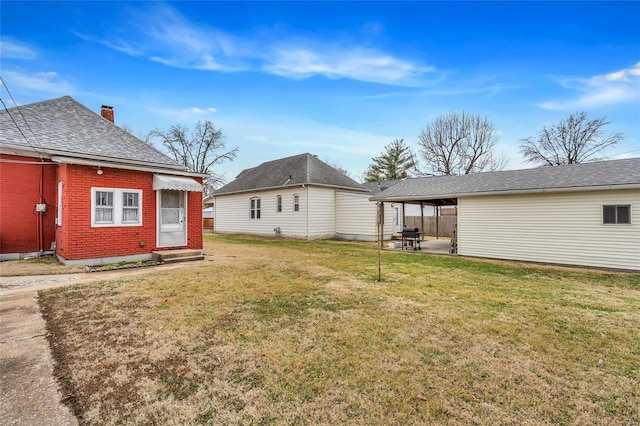 view of yard with a patio