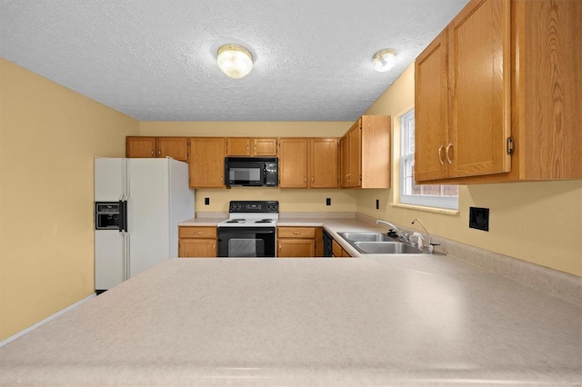 kitchen with sink, a textured ceiling, electric range oven, kitchen peninsula, and white fridge with ice dispenser