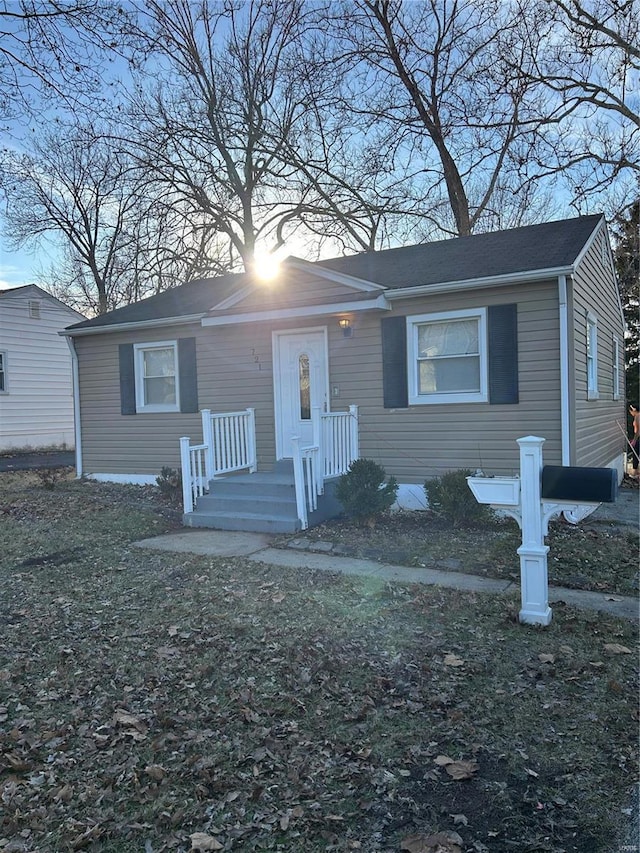 view of front of property