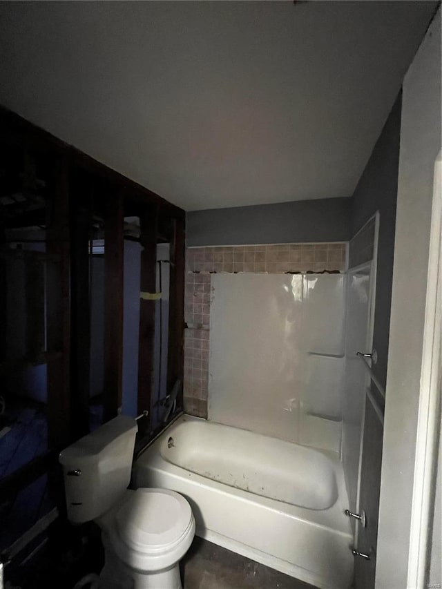 full bathroom with toilet