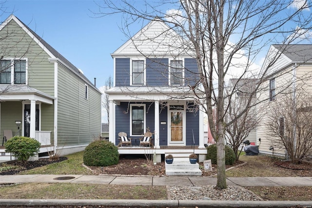 view of front property featuring a porch