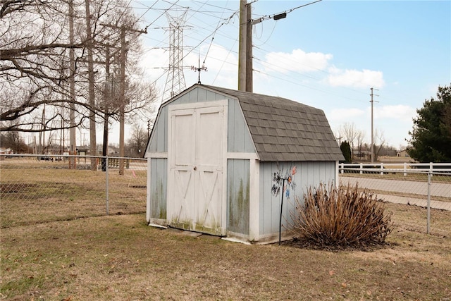 view of outdoor structure with a yard