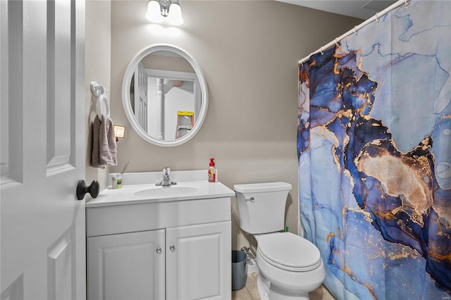 full bathroom with toilet, vanity, and a shower with curtain