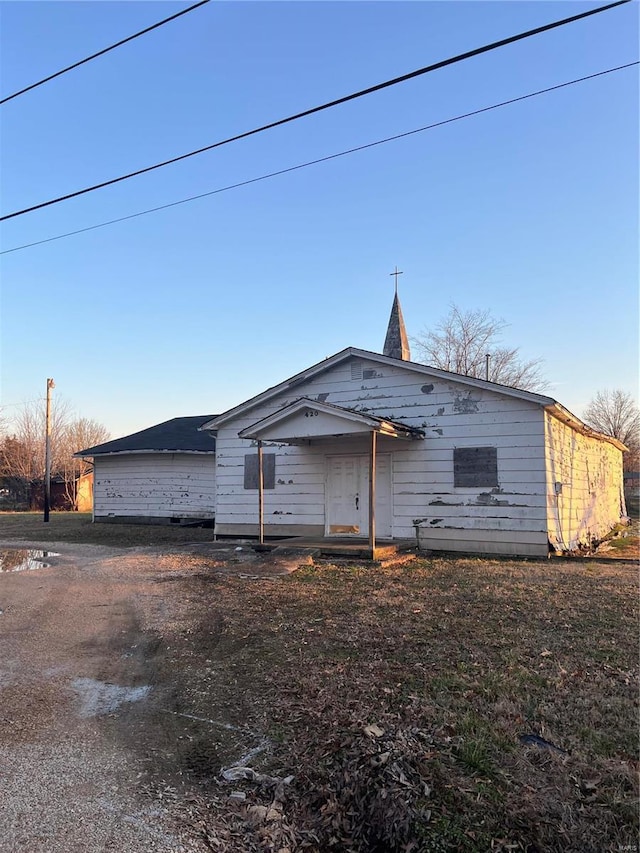 view of front of home