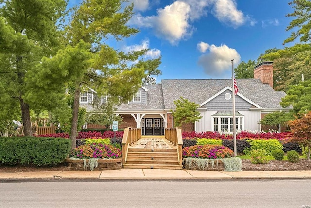 view of front of house