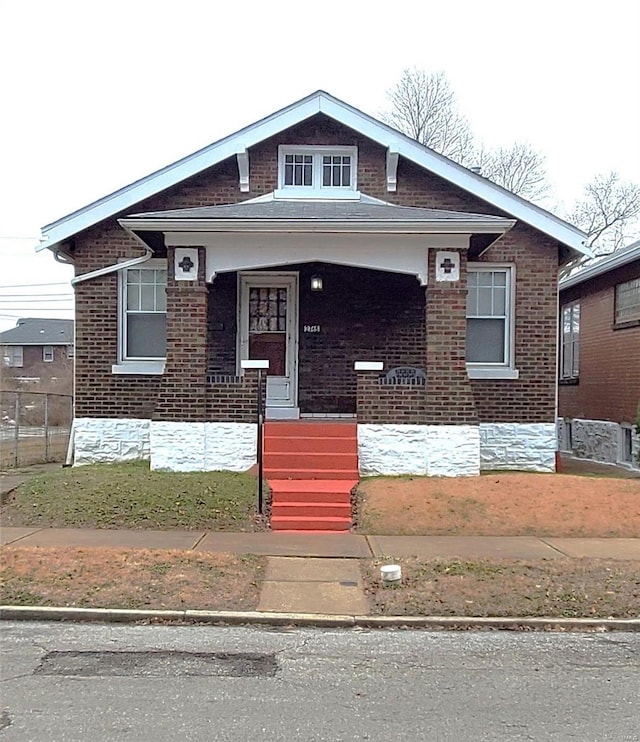 view of front facade with a porch