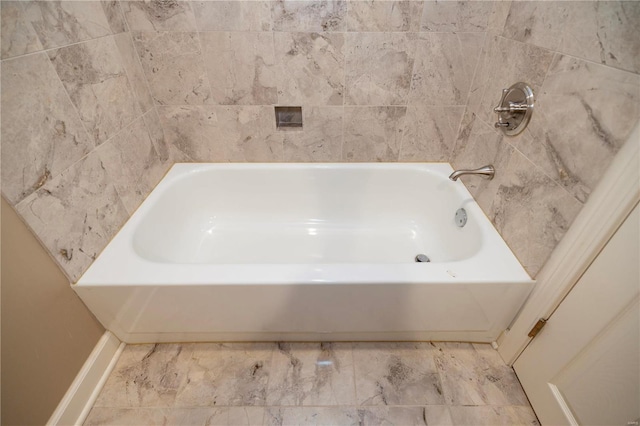 full bathroom featuring a bathing tub