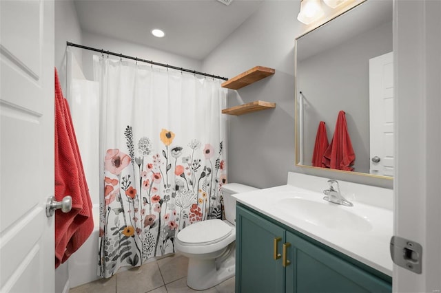 full bathroom featuring tile patterned flooring, vanity, toilet, a shower with shower curtain, and recessed lighting