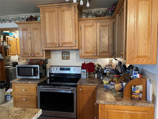 kitchen featuring stainless steel appliances