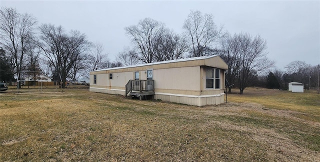 exterior space featuring a yard