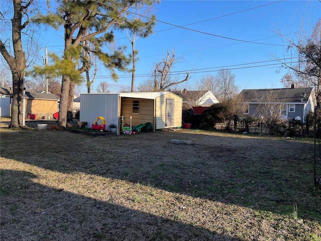 view of yard featuring a storage shed