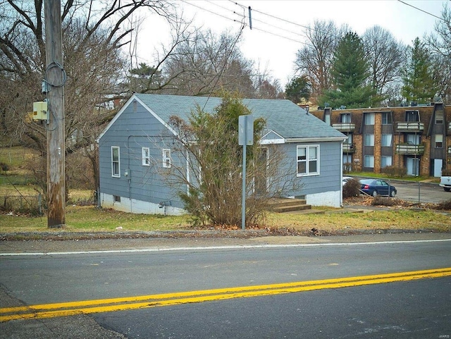 view of side of home