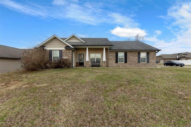 view of front of property with a front yard