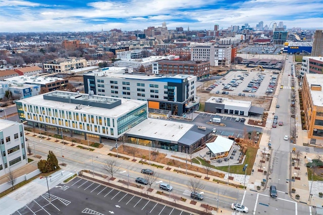 bird's eye view with a view of city