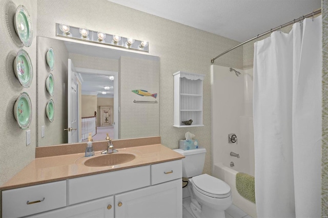 full bath featuring shower / tub combo with curtain, vanity, and toilet