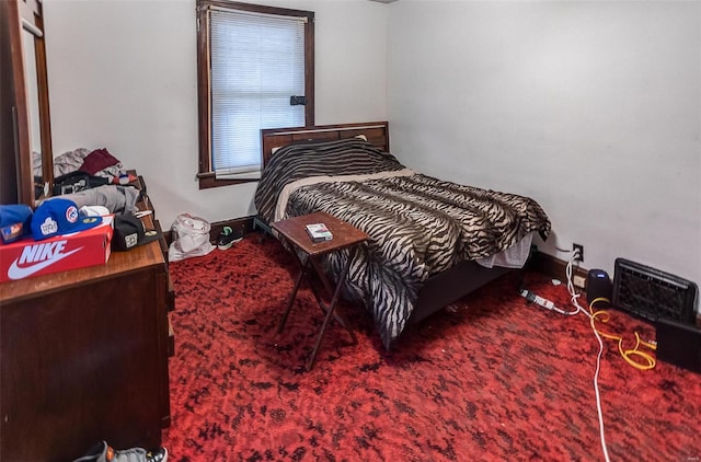 bedroom featuring carpet flooring