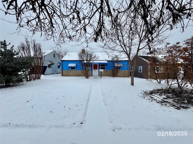 view of front of home