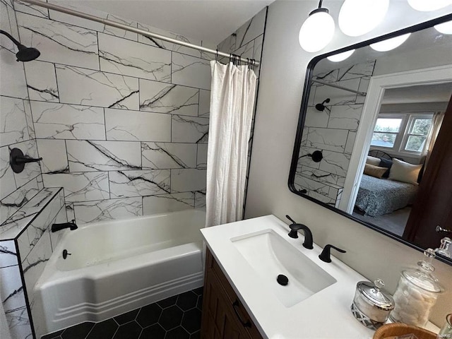 full bath with shower / bath combo and vanity