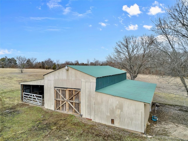 view of outbuilding featuring an outdoor structure