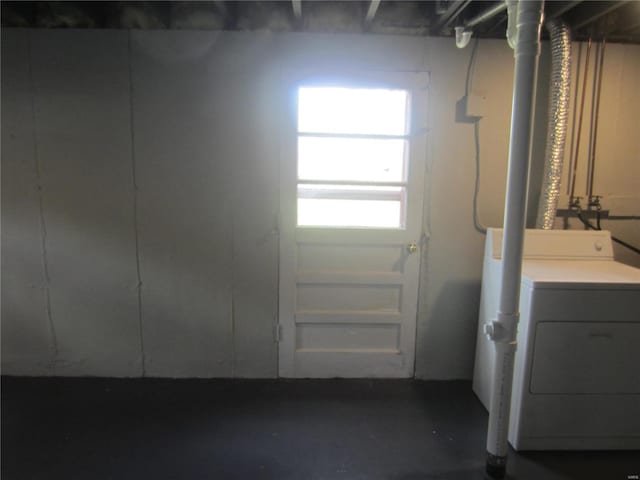 basement featuring washer / clothes dryer