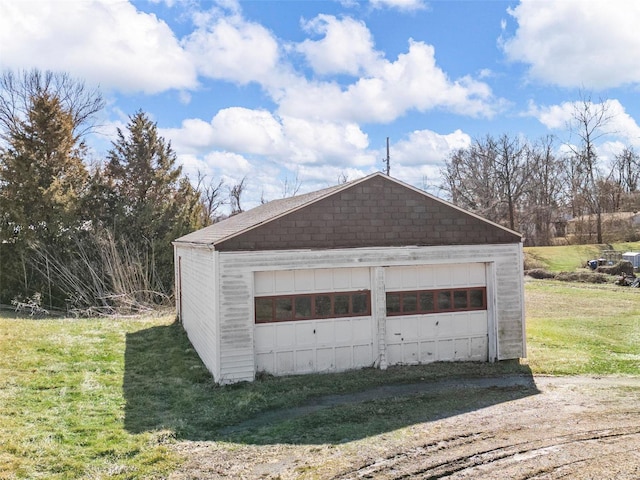 view of detached garage